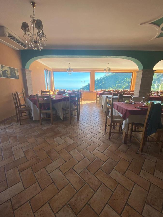 Agriturismo Collecammino Villa Lenola Luaran gambar